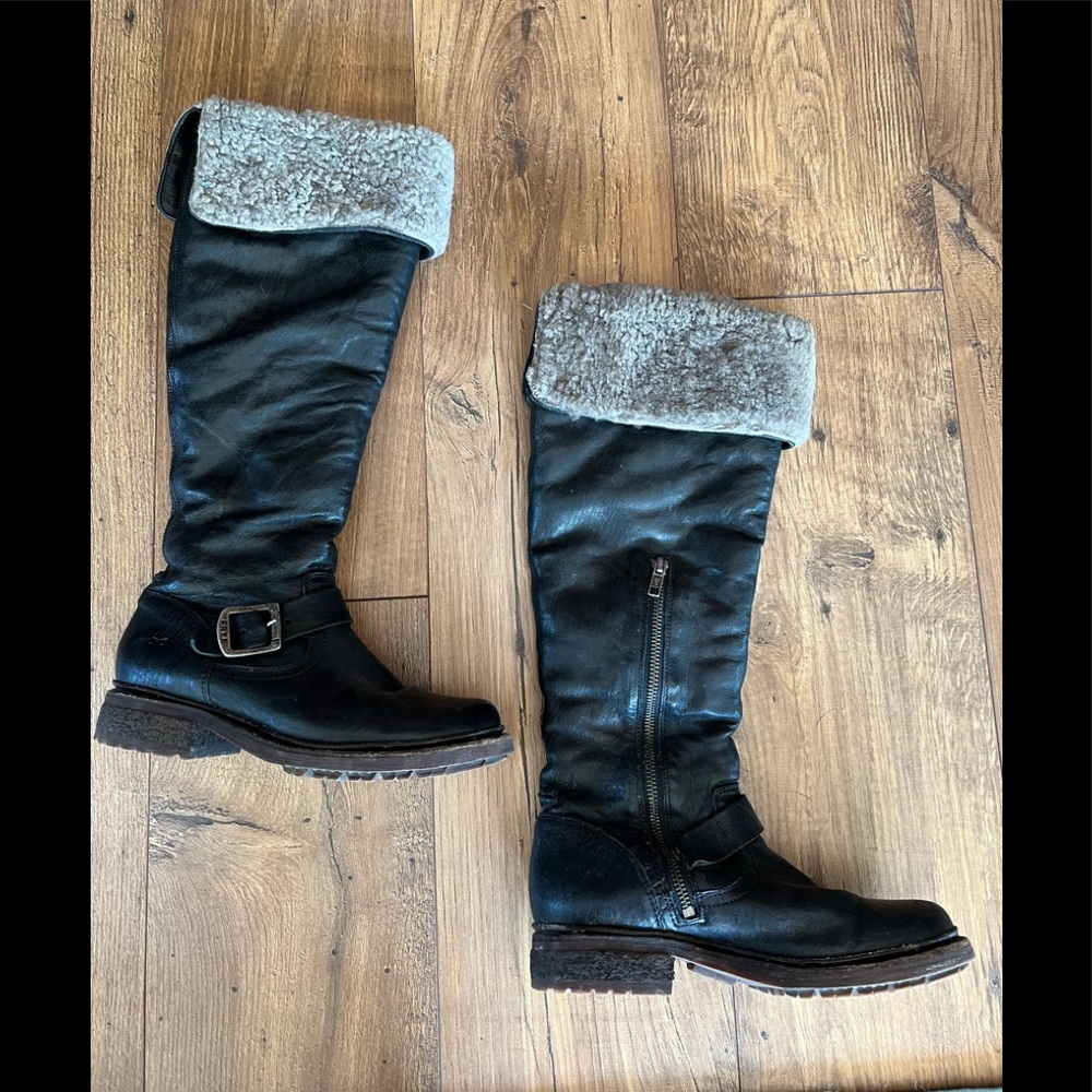 Frye fleeced boots - Picture 7 of 10